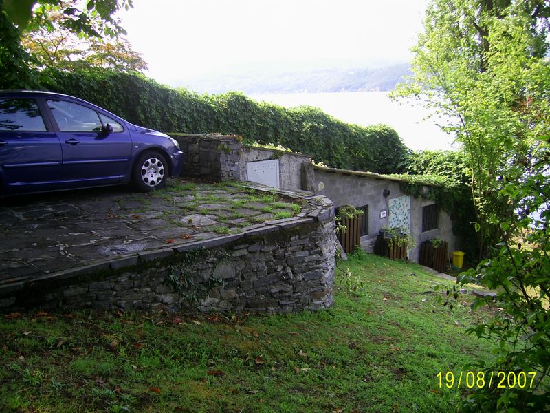 Villa Volpe under construction on the shore of Lake Orta